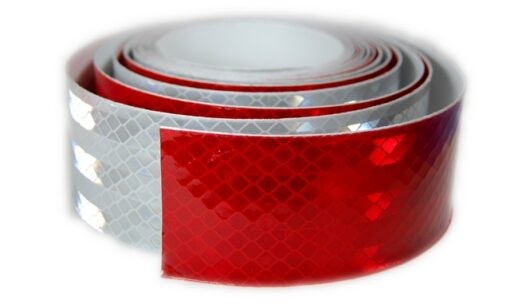 2" x 15' 3M GA1616 Flexible Prismatic Gate Arm Tape - 16" White / 16" Red